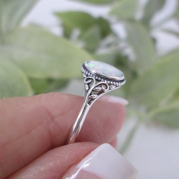 Opal Ring>925 Sterling Silver Opal ring,Oval Opal Ring,Dainty Opal ring,925 - Picture 4 of 6